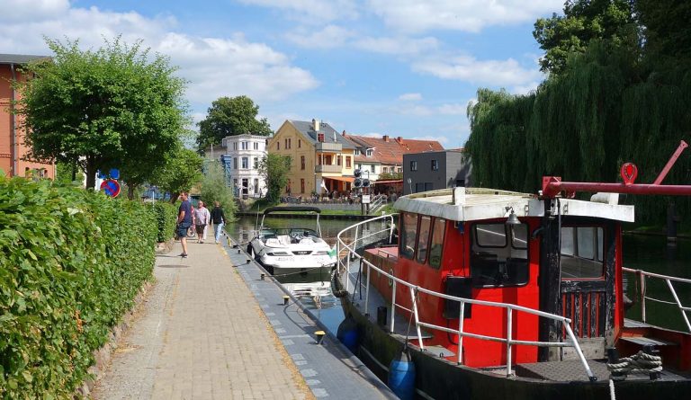Gemütlich an der Elde entlangflanieren