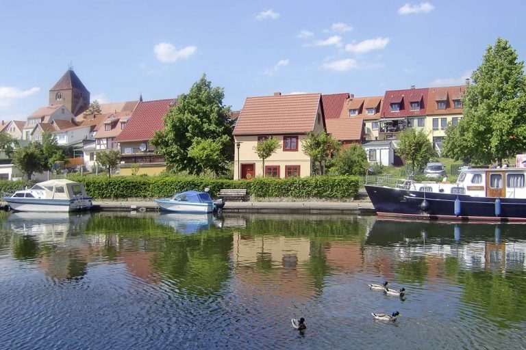 Die Elde mit Blick auf die Stadt